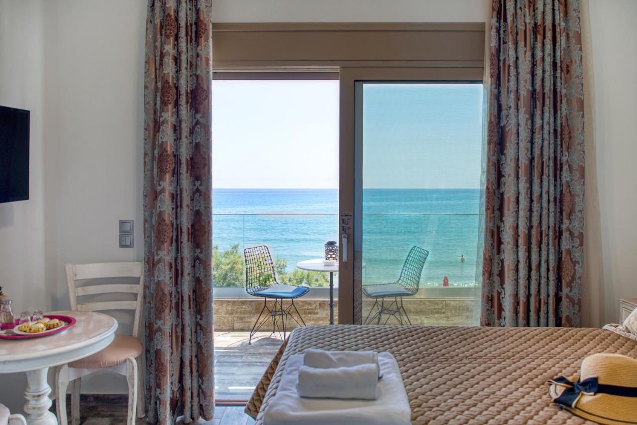 Elimia Suites & Studios Makrýgialos Екстериор снимка