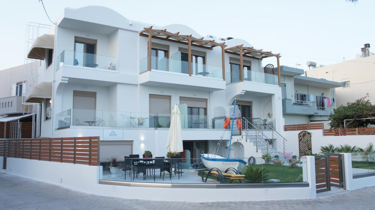 Elimia Suites & Studios Makrýgialos Екстериор снимка