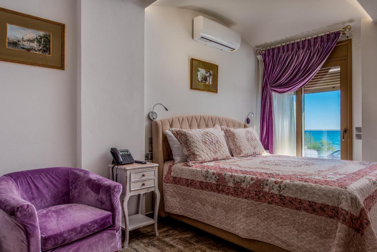 Elimia Suites & Studios Makrýgialos Екстериор снимка