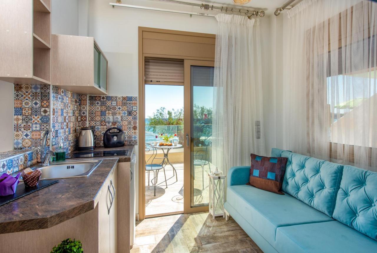 Elimia Suites & Studios Makrýgialos Екстериор снимка